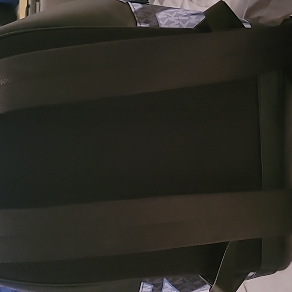 Backpack - Picture 2 of 4